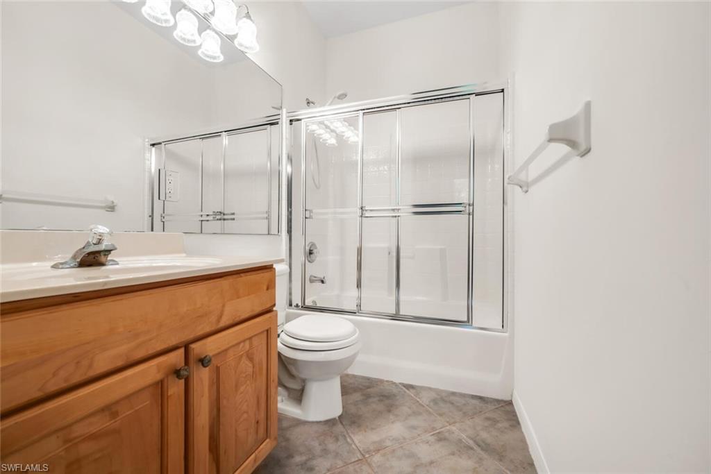 OAKES ESTATES - Residential