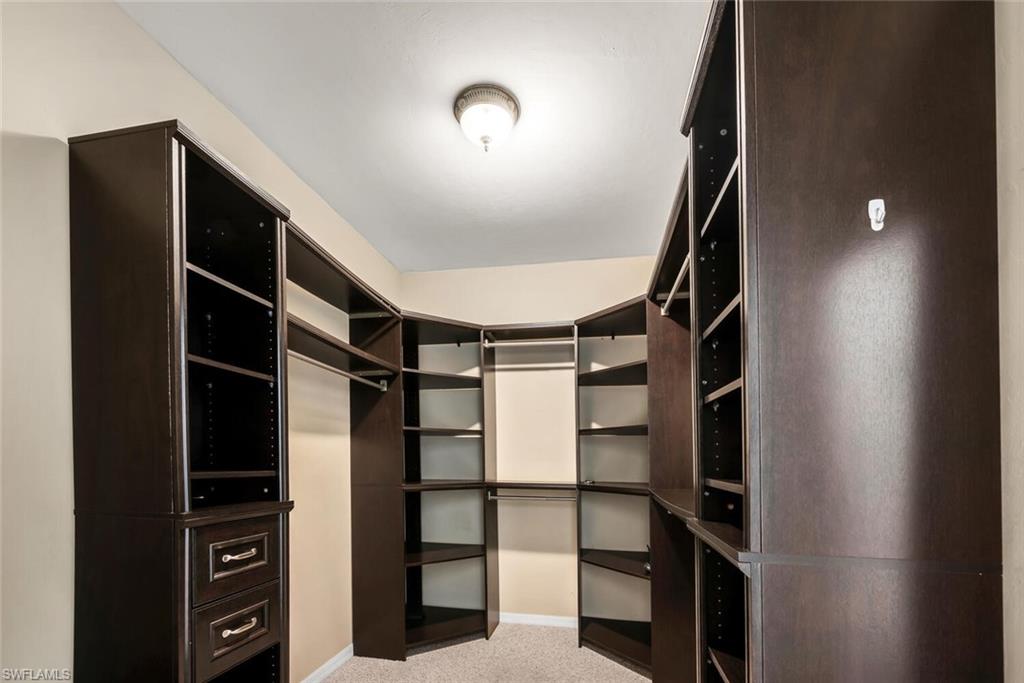 OAKES ESTATES - Residential