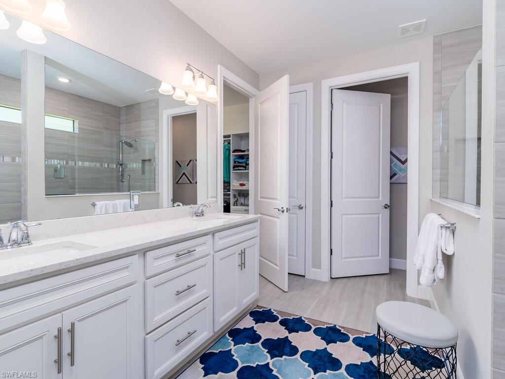 WINDING CYPRESS - Residential