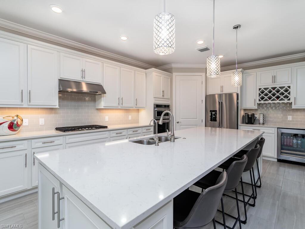 WINDING CYPRESS - Residential