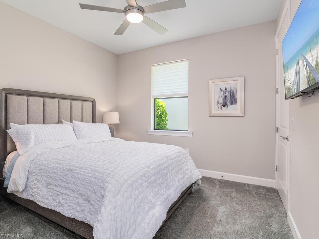 WINDING CYPRESS - Residential