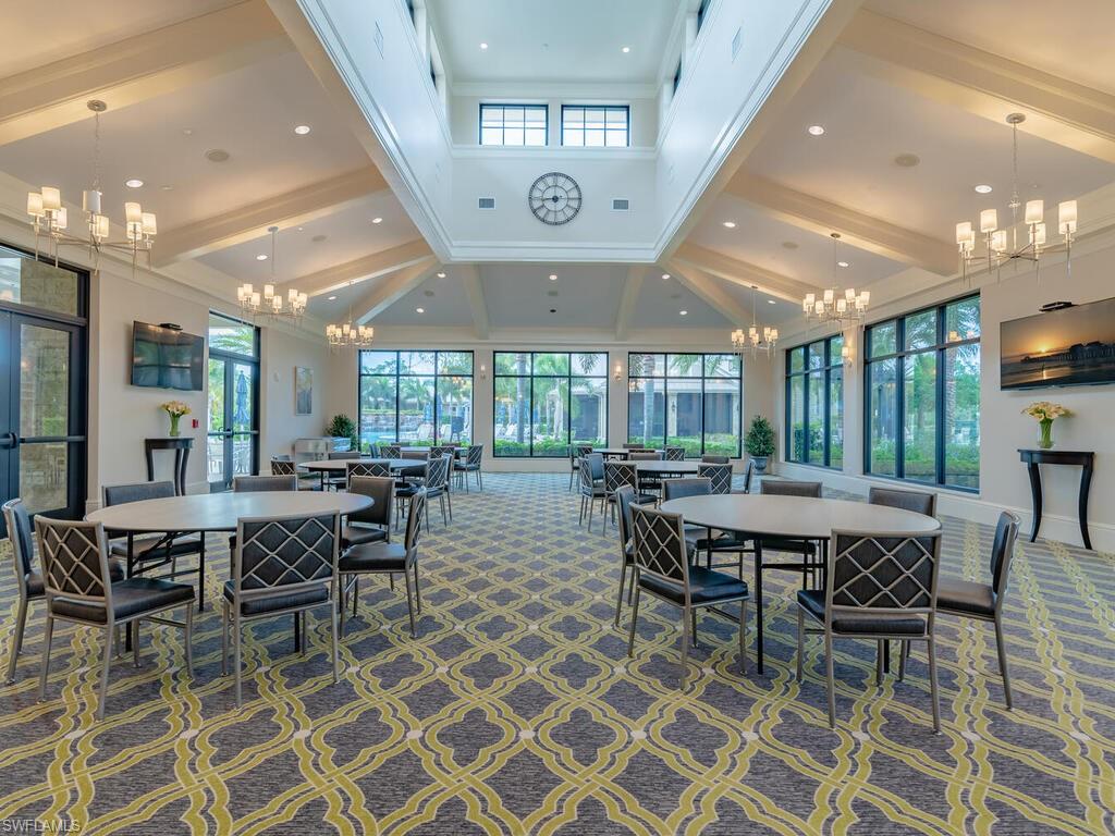 WINDING CYPRESS - Residential