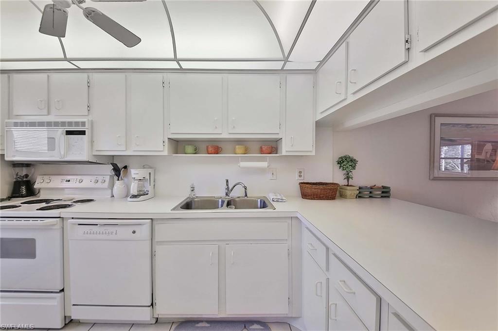 FRENCH VILLAGE OF MARCO - Residential