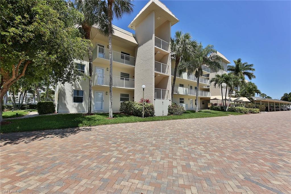 FRENCH VILLAGE OF MARCO - Residential