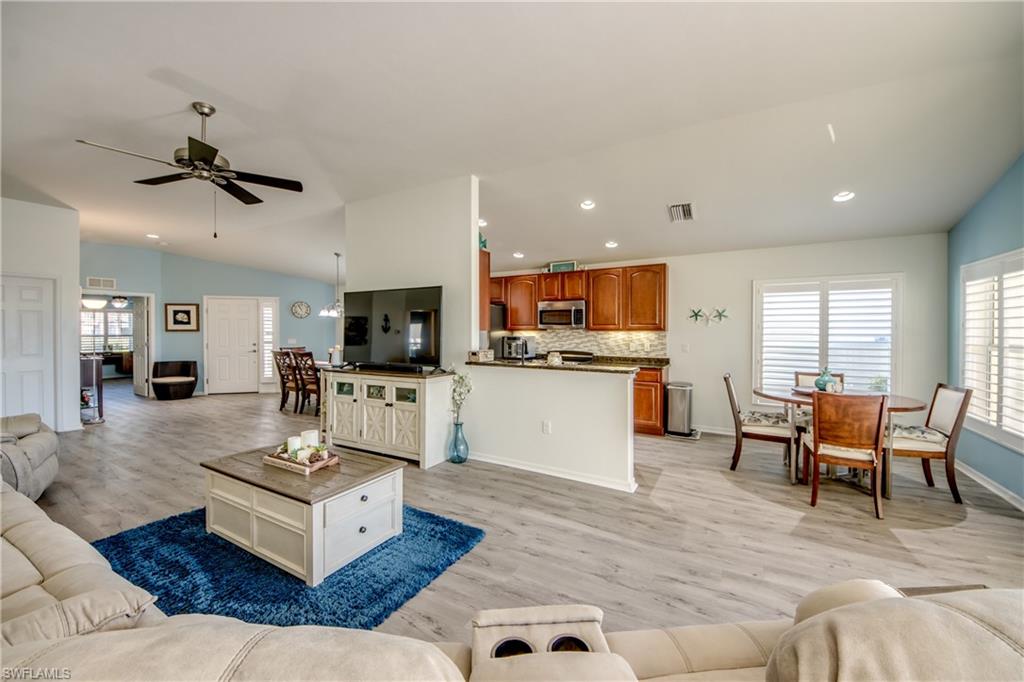 SANDOVAL - Residential