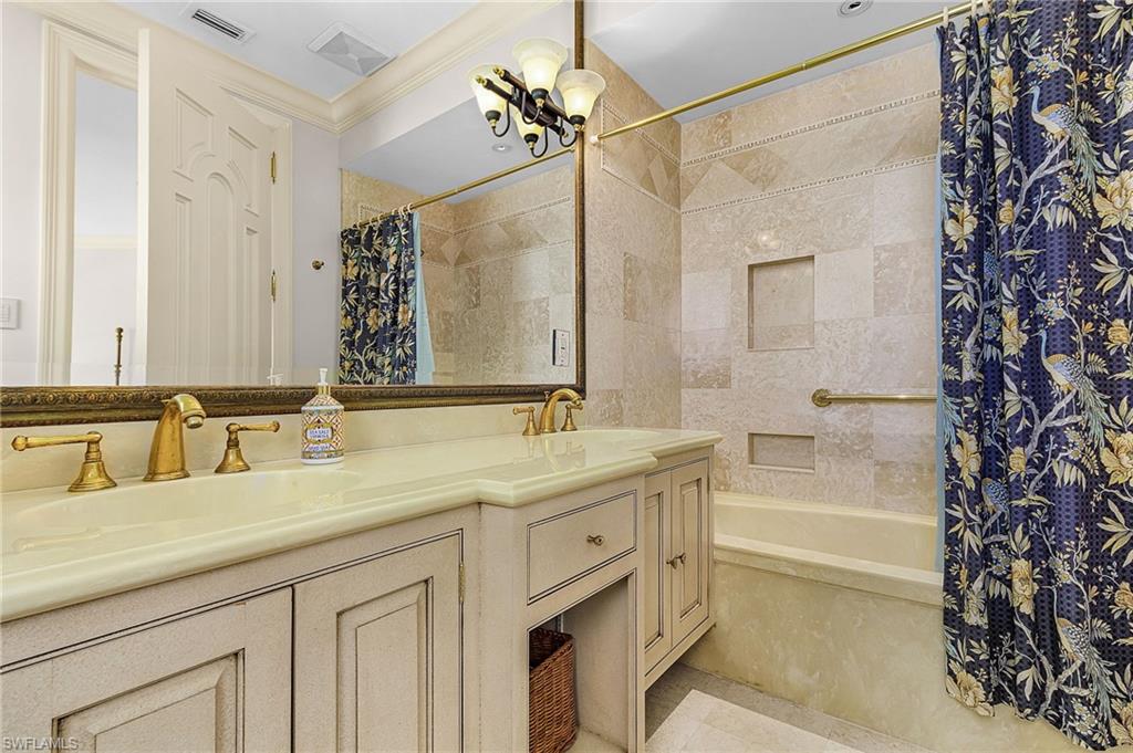 ST ANDREWS - Residential