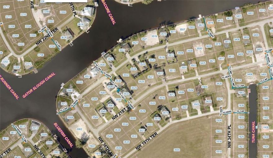 Beautiful location to Build a quality dream home. Centrally located in the NW section of Cape Coral. And west of Burnt Store Road. Near Walmart, Famous Footwear, Bob Evans, and plenty of fast food restaurants. Public Boat Ramp and parks.
Easy access to Fort Myers and the Airport
These lots are going fast so don't wait to purchase your little piece of paradise.