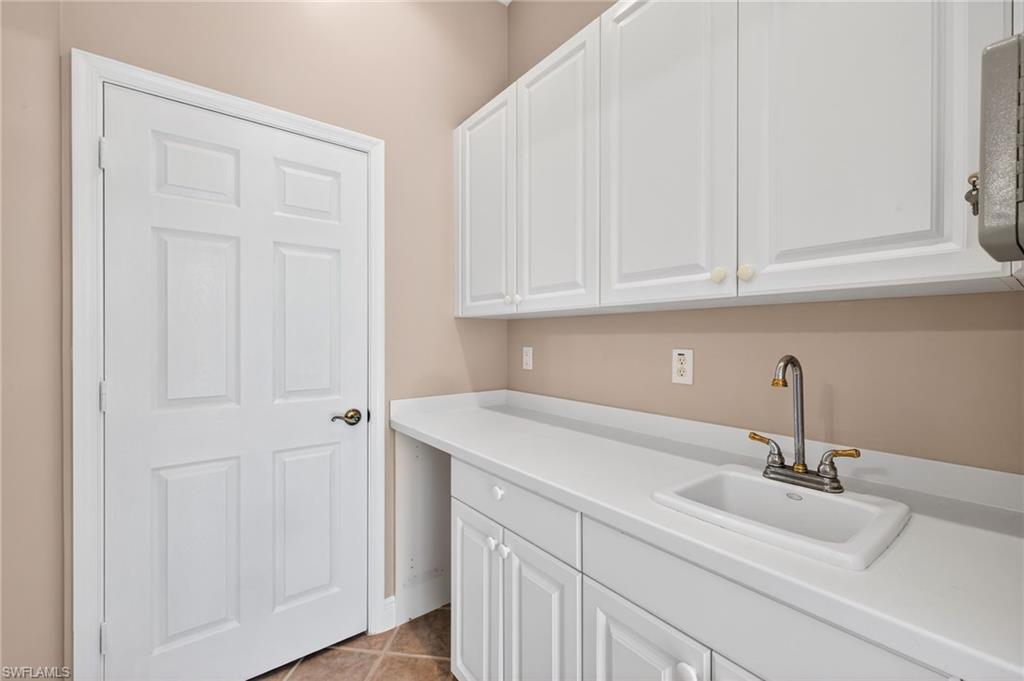 BELL TOWER PARK - Residential