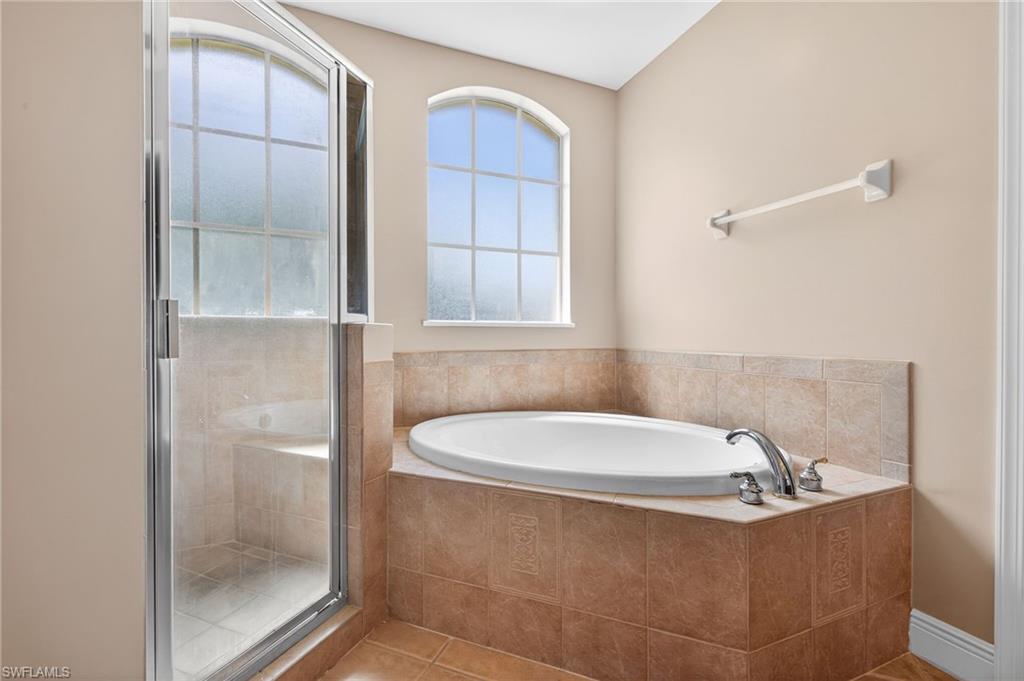 BELL TOWER PARK - Residential