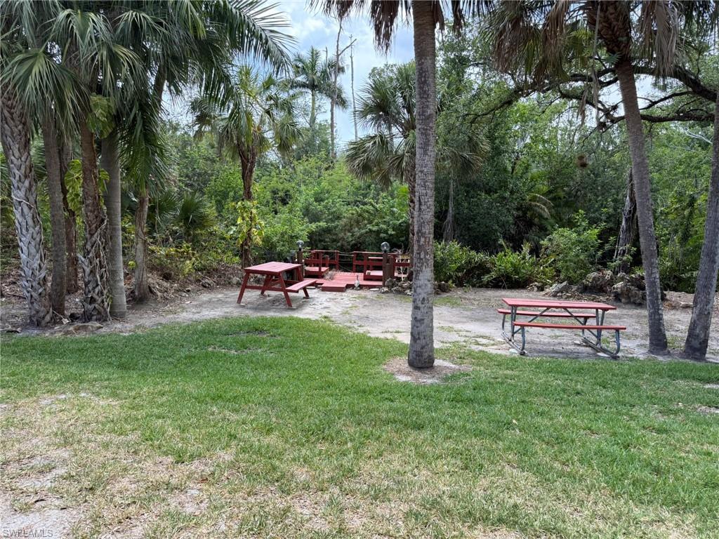 PARKSIDE CONDO - Residential