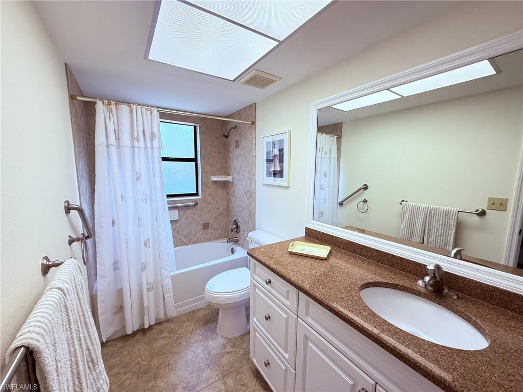 PARKSIDE CONDO - Residential