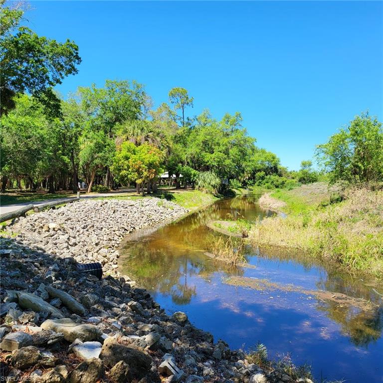BURNT STORE LAKES - Land
