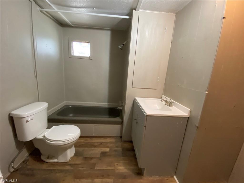 FORT MYERS - Residential Lease