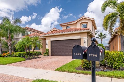 A home in NAPLES