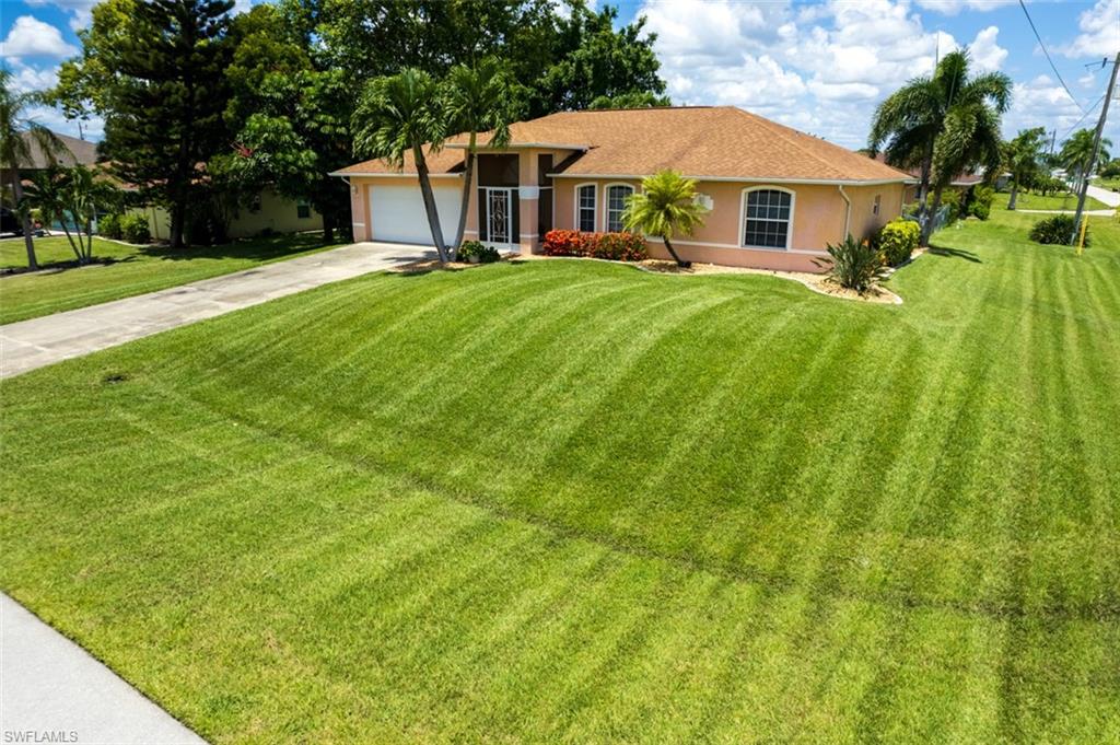 CAPE CORAL - Residential