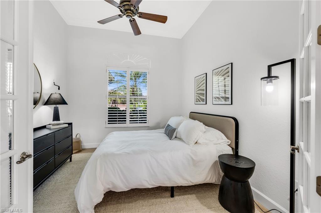 HOLLYBROOK - Residential