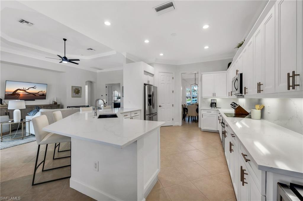 HOLLYBROOK - Residential