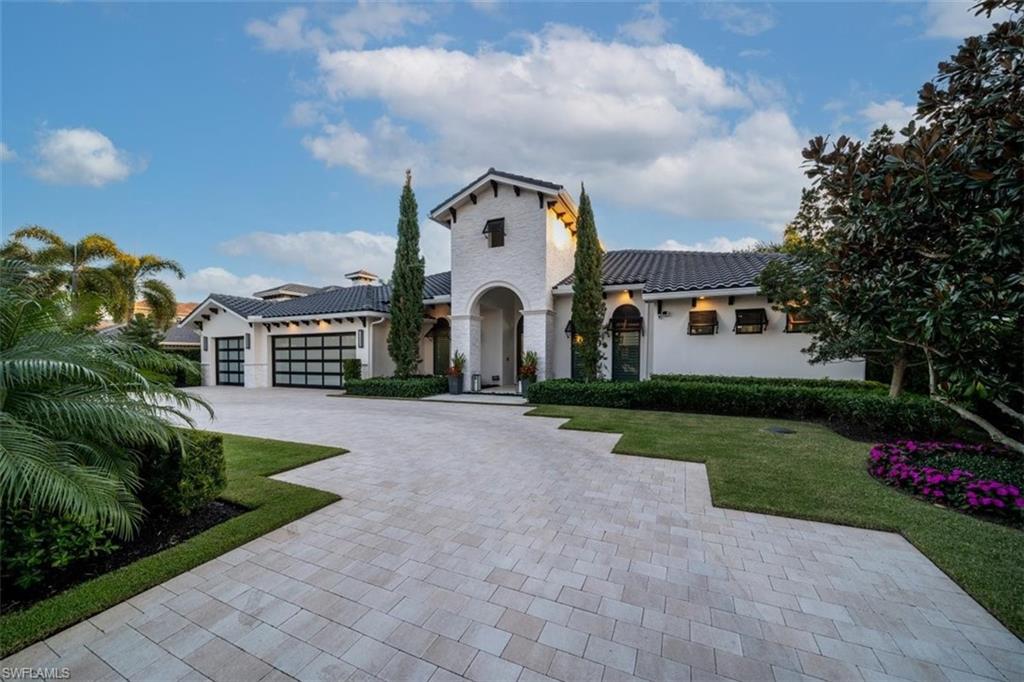 MOORINGS - Residential