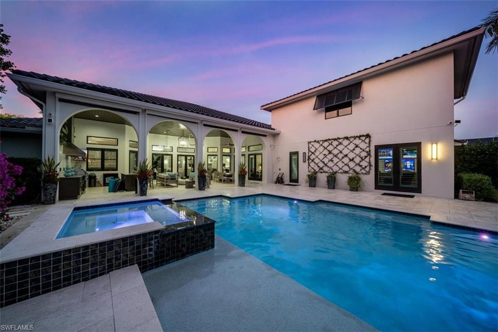 MOORINGS - Residential