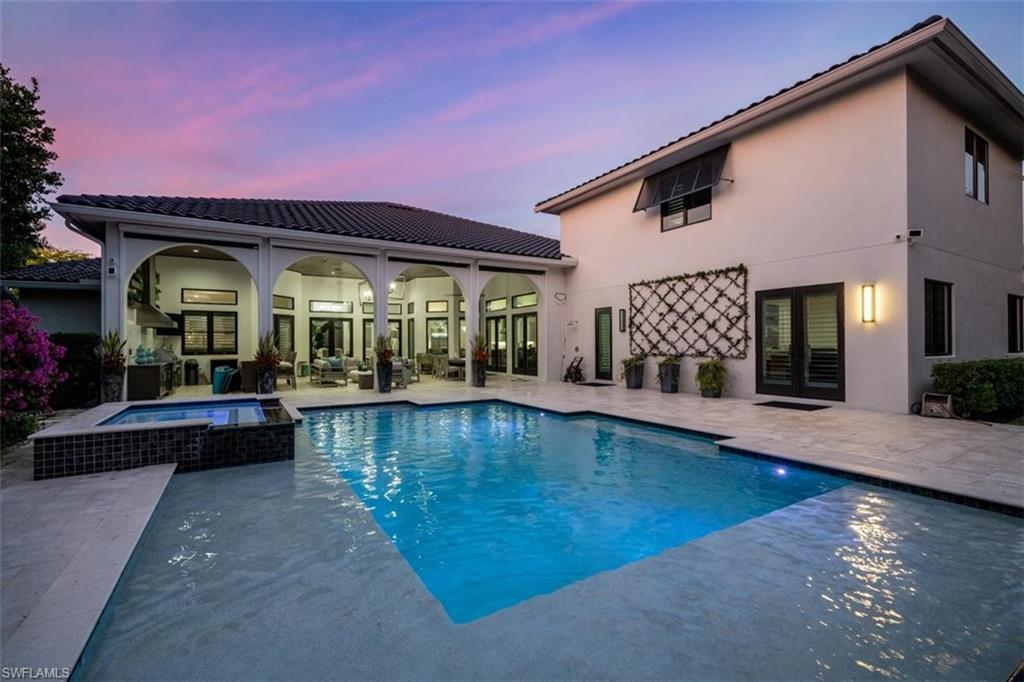 MOORINGS - Residential