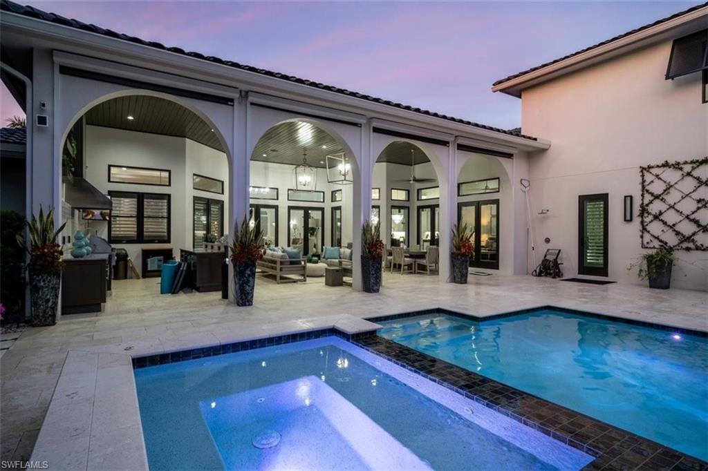 MOORINGS - Residential