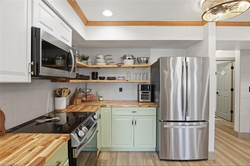 DEEP CREEK - Residential