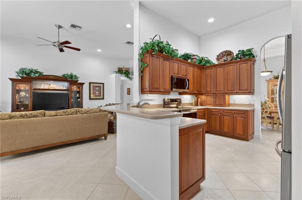 CYPRESS COVE - Residential