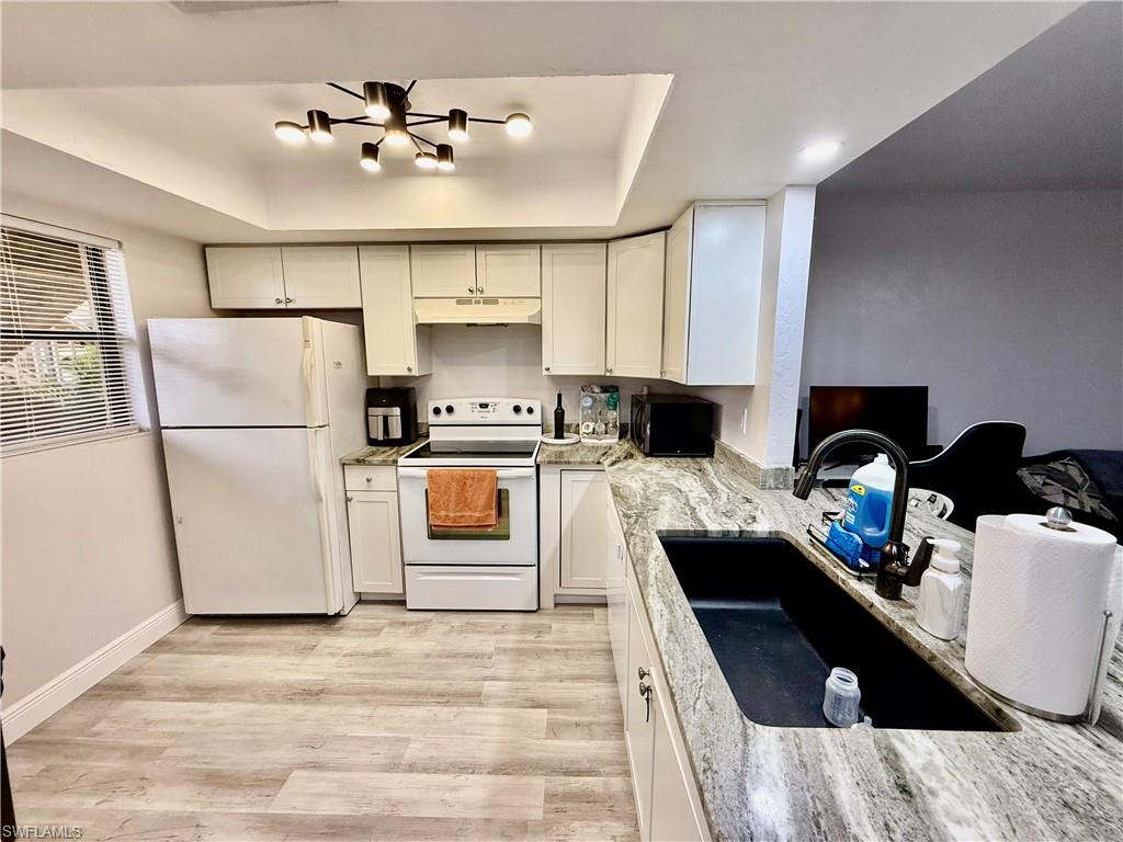 GOLFSIDE VILLAGE - Residential