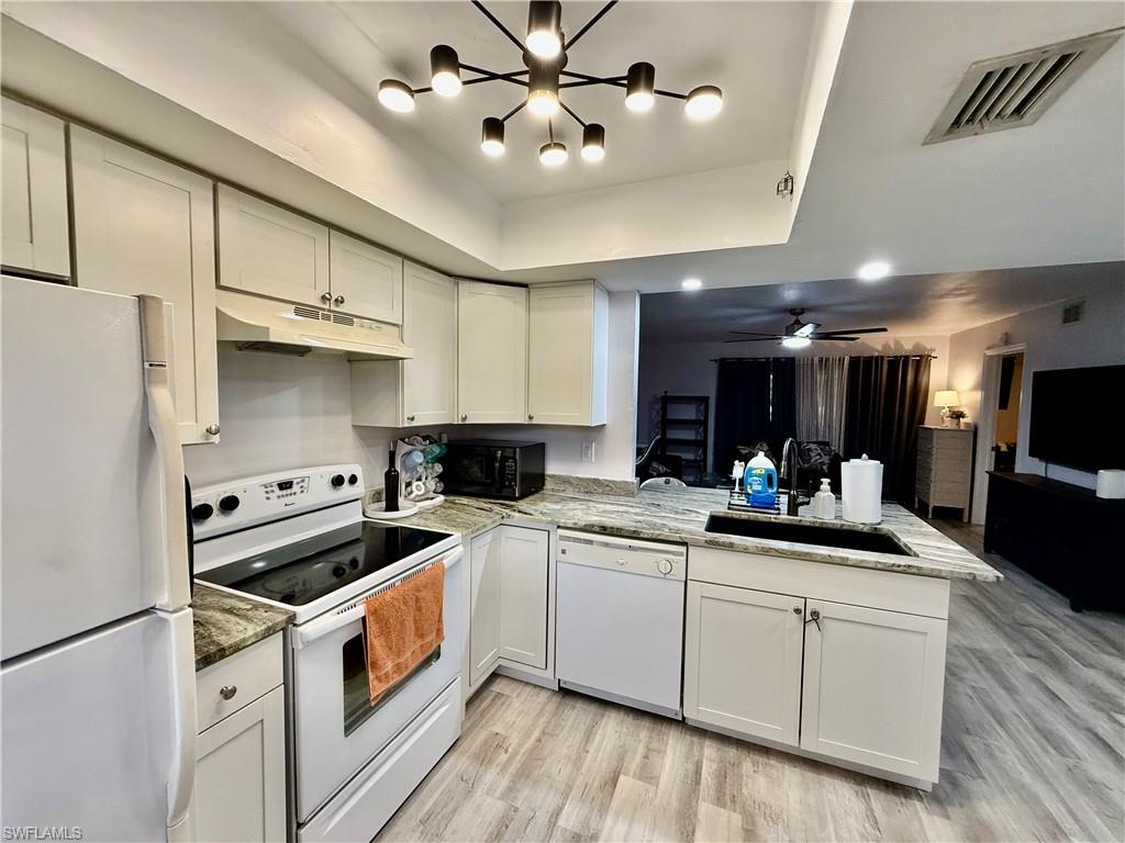 GOLFSIDE VILLAGE - Residential