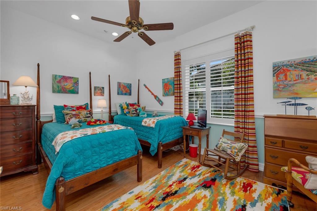 THE STRAND - Residential