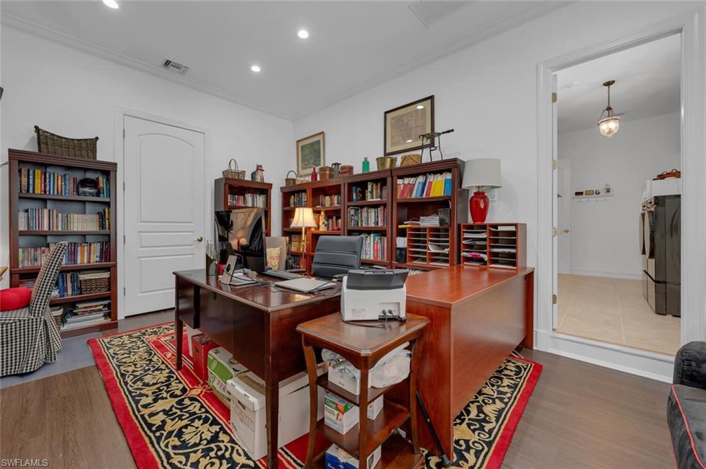 THE STRAND - Residential