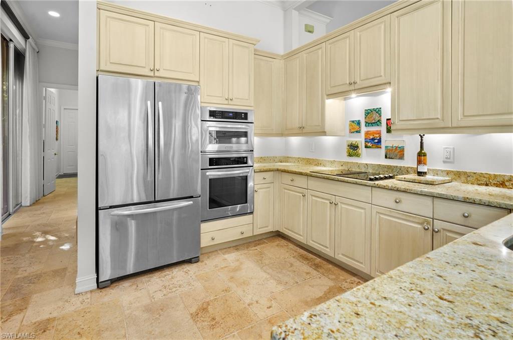 COTTAGES AT PELICAN LANDING - Residential