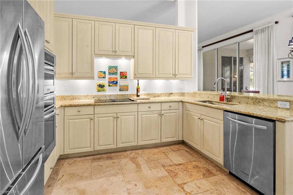 COTTAGES AT PELICAN LANDING - Residential