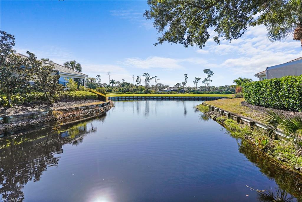 COTTAGES AT PELICAN LANDING - Residential
