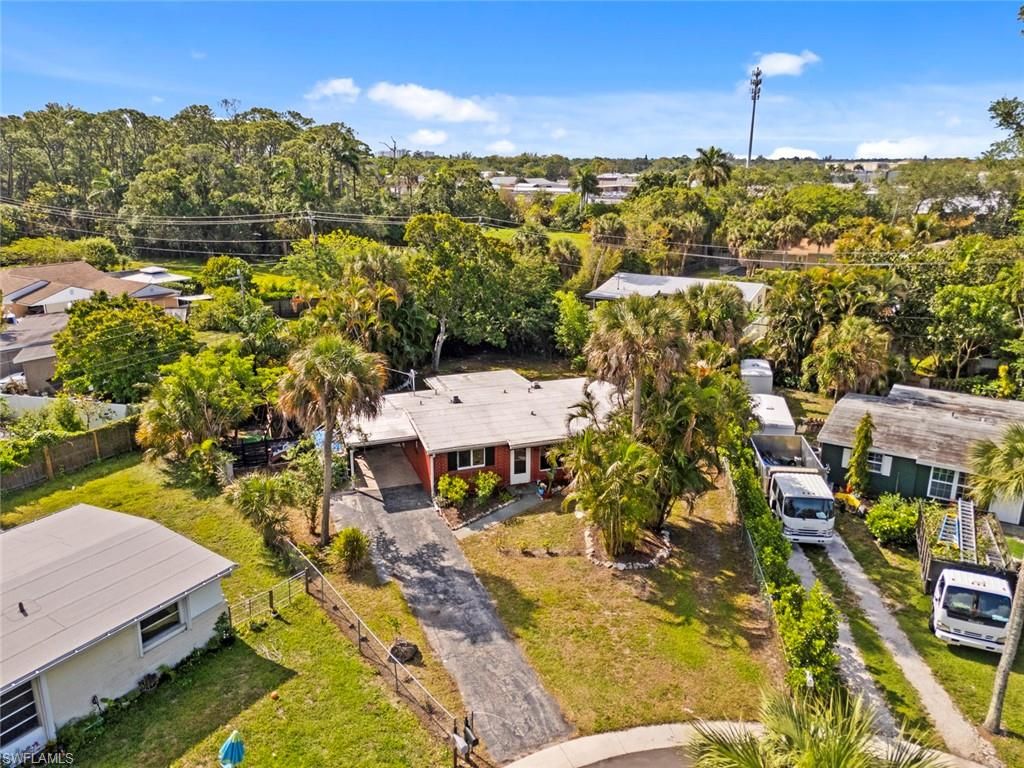 Photo of 1363 Barbizon LN, NAPLES, FL 34104 (MLS # 226017370)