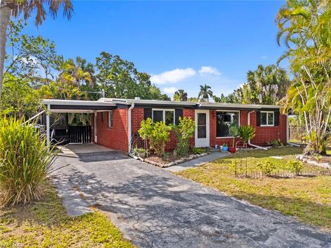 Photo of 1363 Barbizon LN, NAPLES, FL 34104 (MLS # 226017370)
