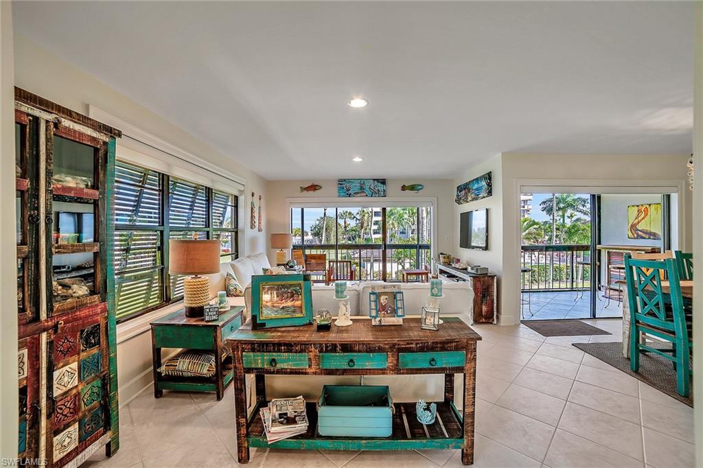 SOUTH SEAS - Residential