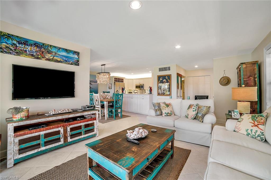 SOUTH SEAS - Residential