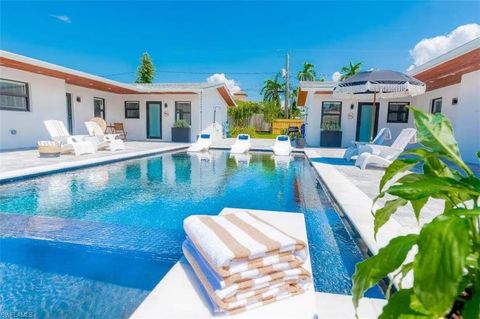 A home in NAPLES