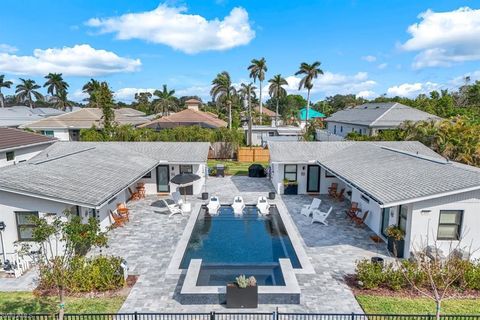 A home in NAPLES