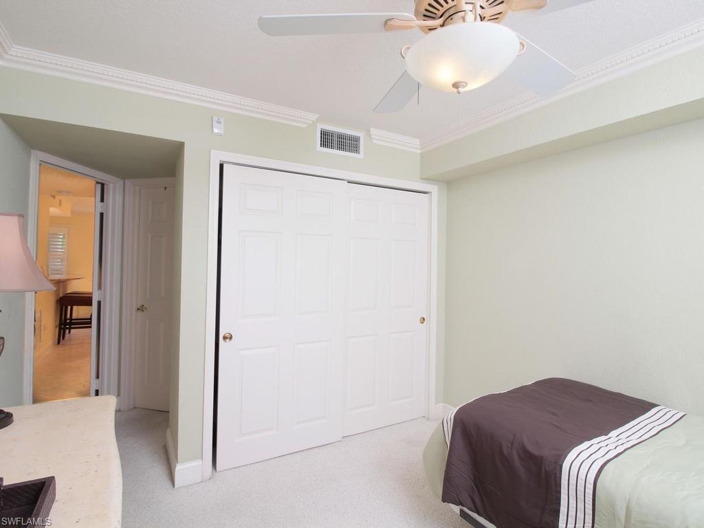 CASTLETON GARDENS - Residential