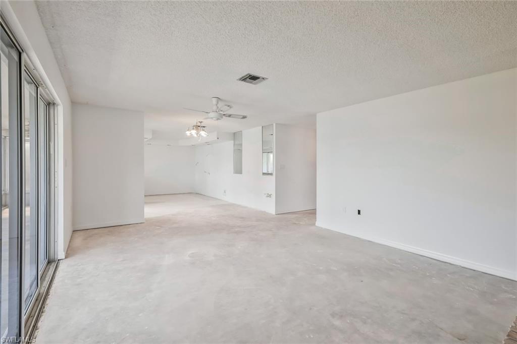 KREAMERS SUBD - Residential