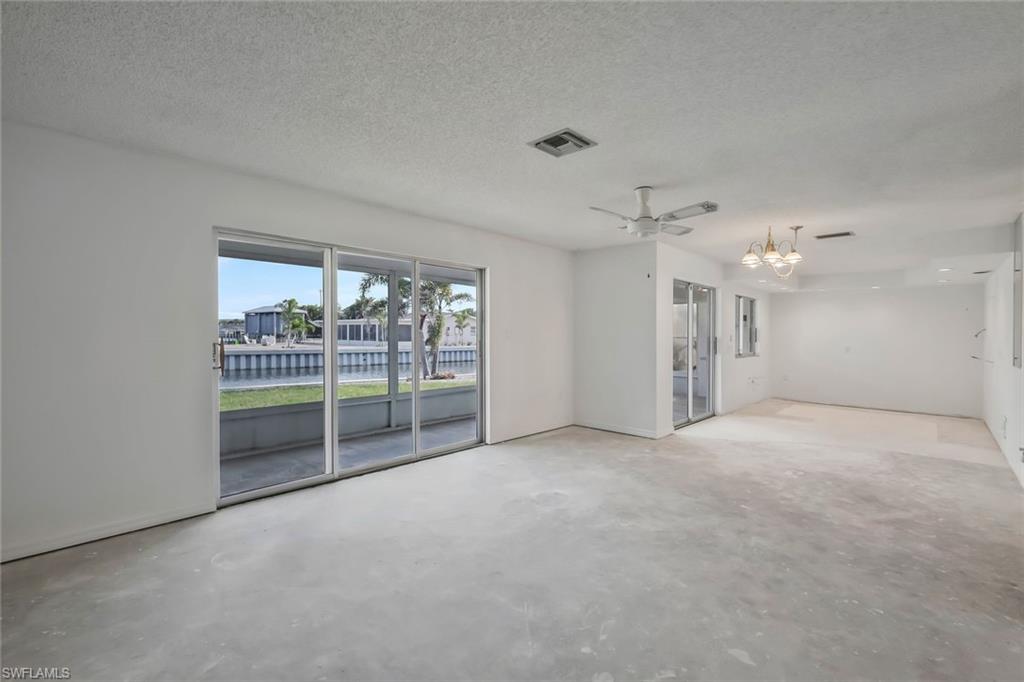 KREAMERS SUBD - Residential