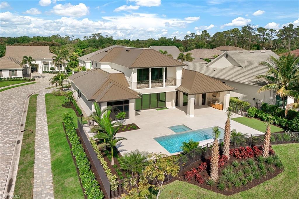 THE ENCLAVE OF DISTINCTION - Residential