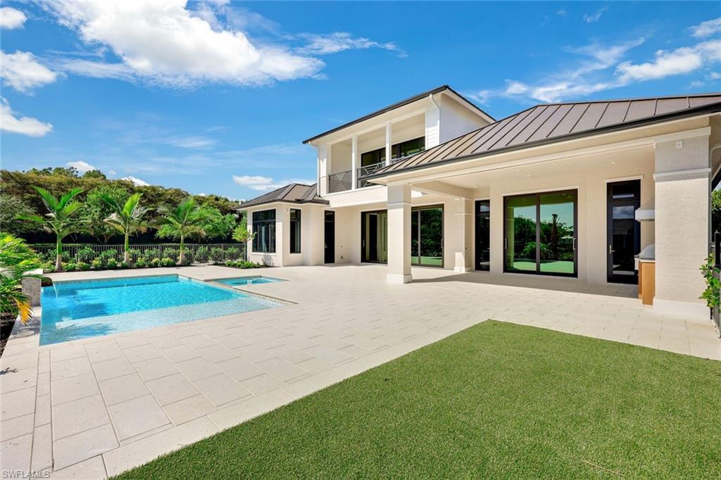 THE ENCLAVE OF DISTINCTION - Residential