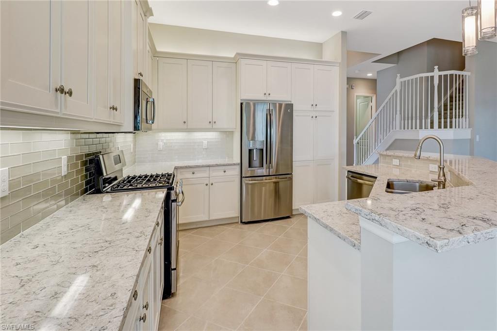 STONECREEK - Residential