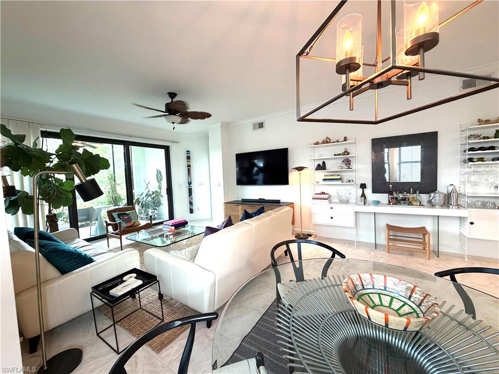 RAVENNA - Residential Lease