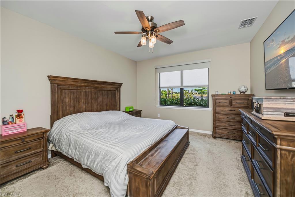 HAMPTON LAKES - Residential