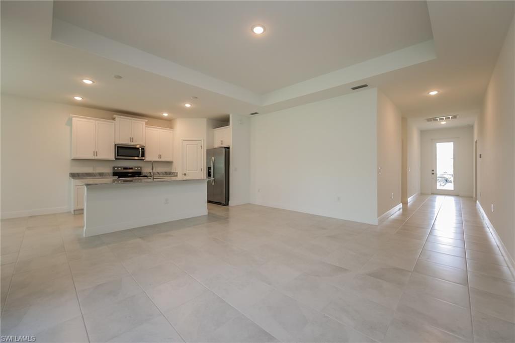 PORT CHARLOTTE - Residential Lease