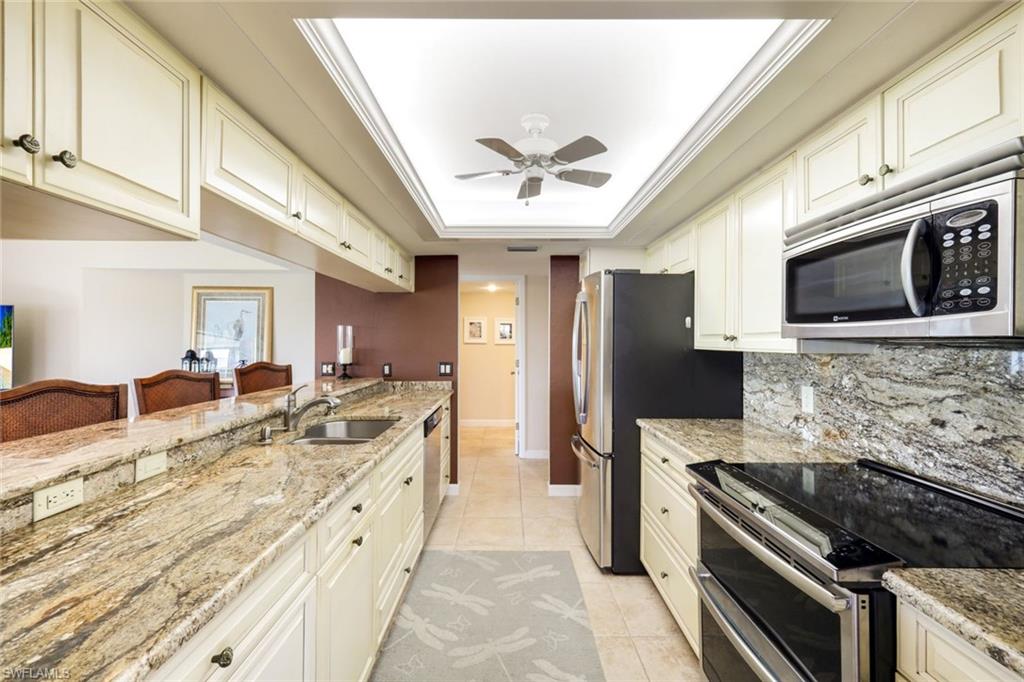 WATERS EDGE AT THE FOREST - Residential